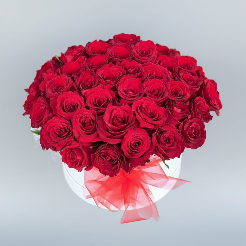 50 Red Roses in Hat Box