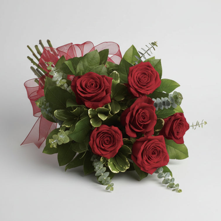 Fall in Love 6 Red Roses Bouquet