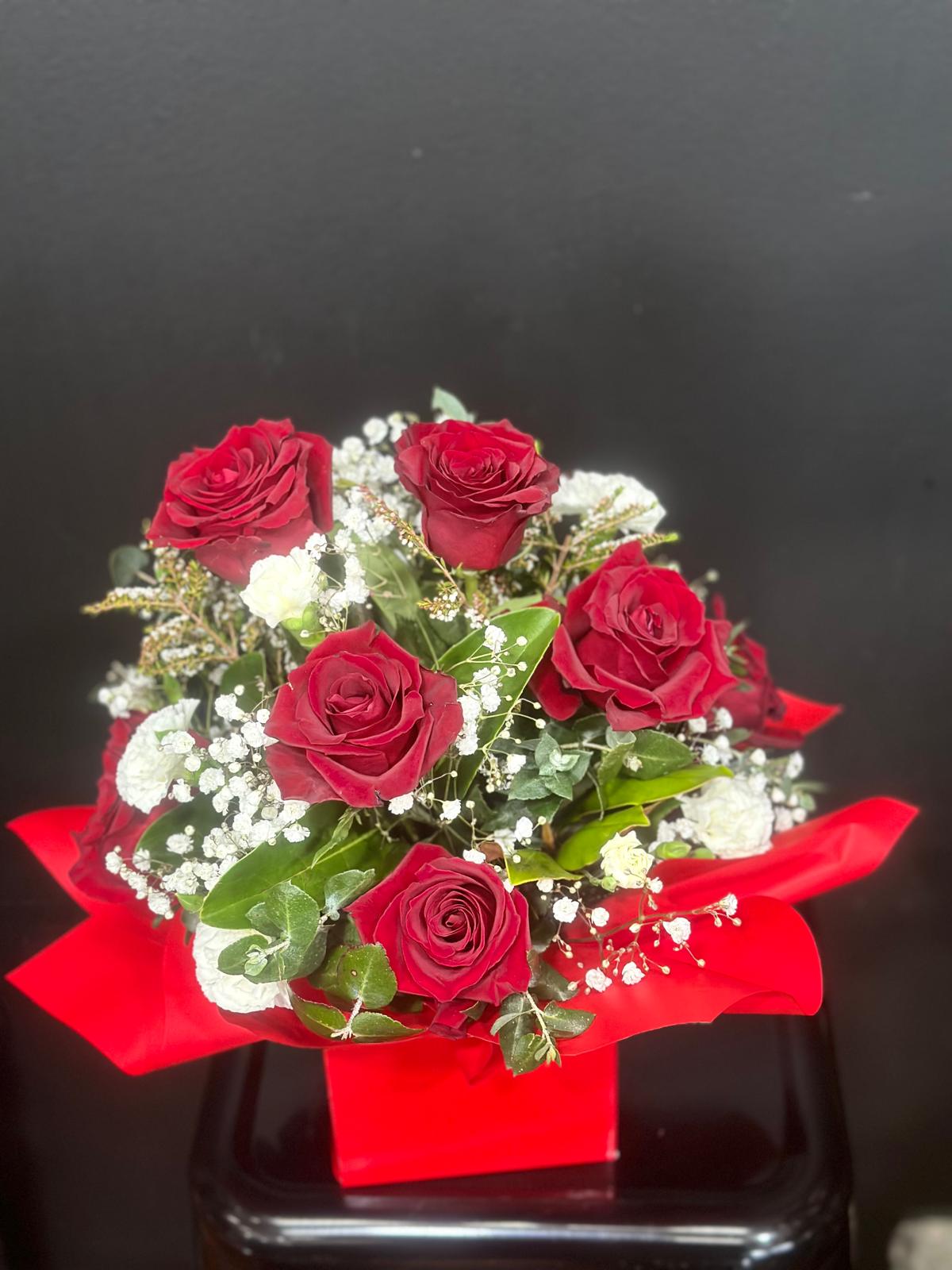 Red Roses Mini Box