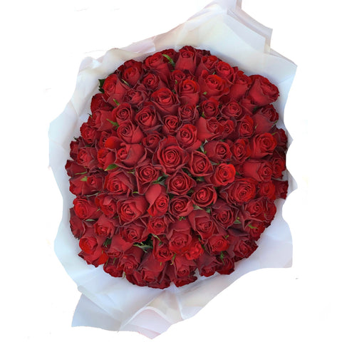 Real Love 100 Red Roses 